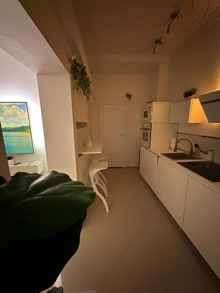 Salt Inn Apartments No 2 - Jacuzzi 威利兹卡 外观 照片